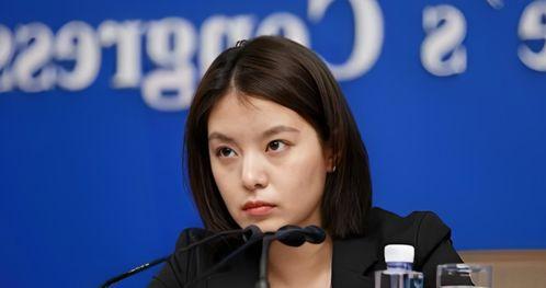 郑州美女爆料新闻报道视频,揭秘背后惊人真相！